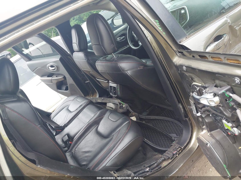 2014 JEEP CHEROKEE auction photo 8