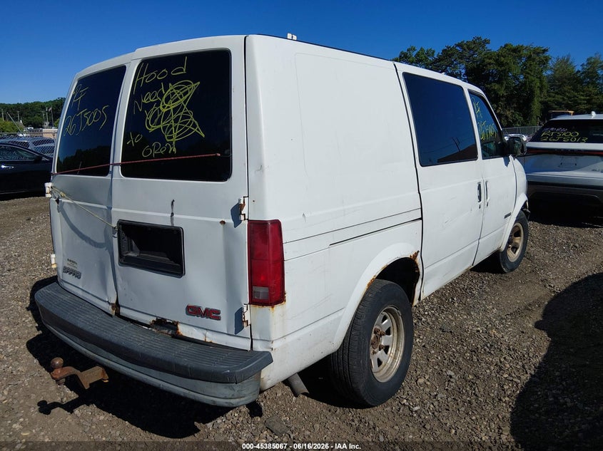 2002 GMC SAFARI auction photo 4