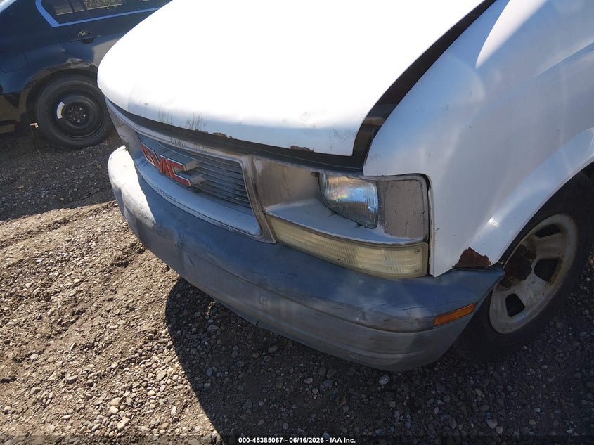 2002 GMC SAFARI auction photo 6