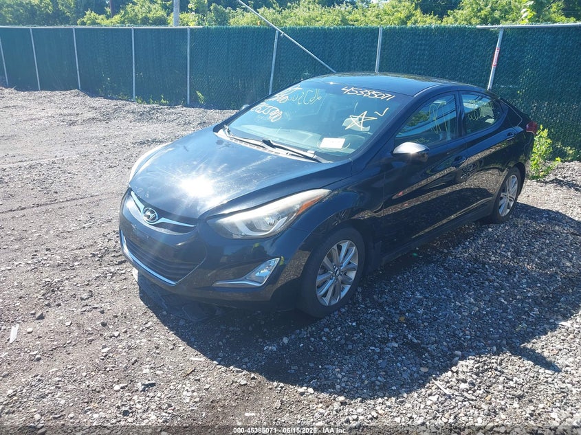 2014 HYUNDAI ELANTRA auction photo 2