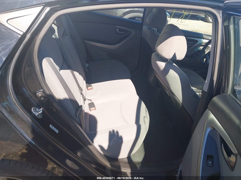 2014 HYUNDAI ELANTRA auction photo 8