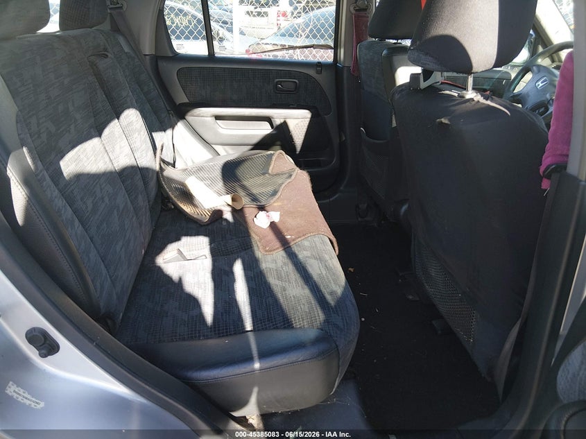 2004 HONDA CR-V auction photo 8