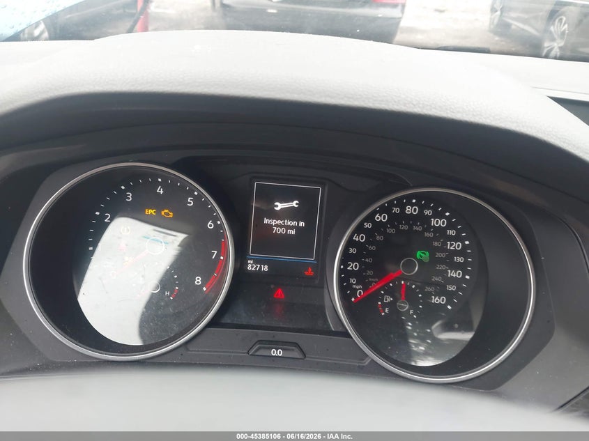 2020 VOLKSWAGEN TIGUAN auction photo 7