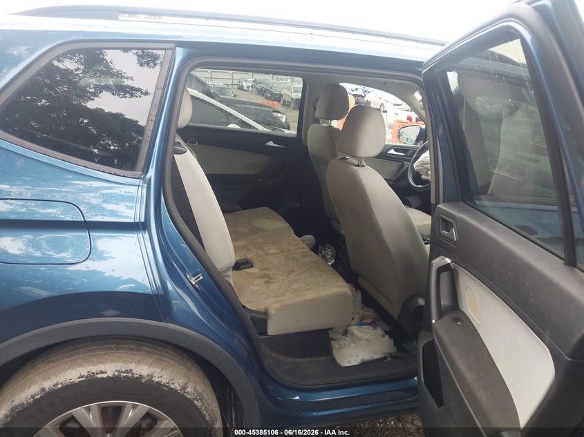 2020 VOLKSWAGEN TIGUAN auction photo 8