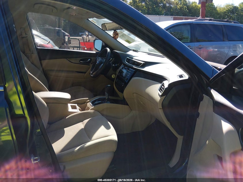 2016 NISSAN ROGUE auction photo 5