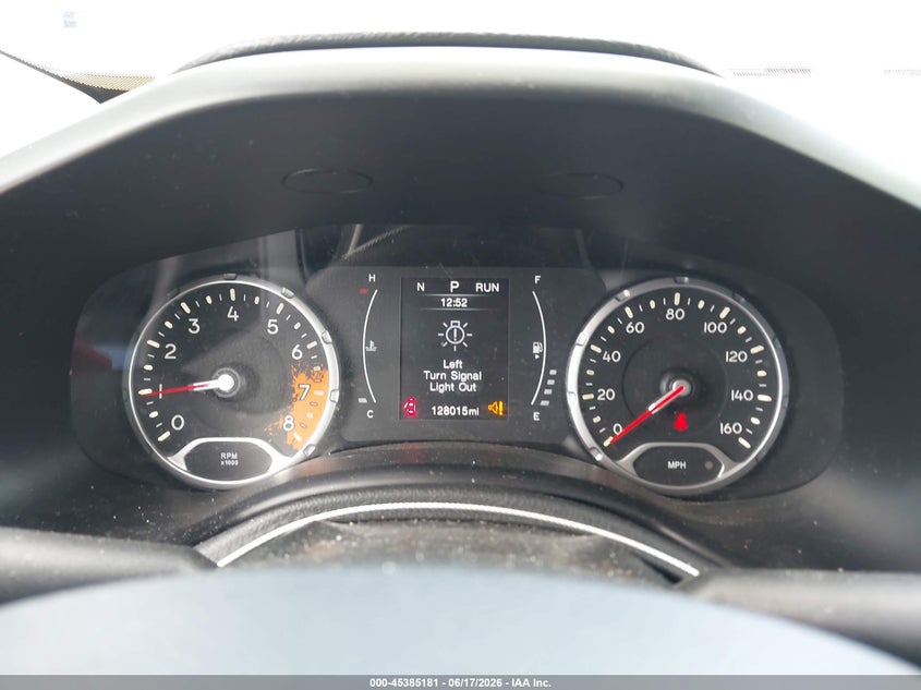 2017 JEEP RENEGADE auction photo 7