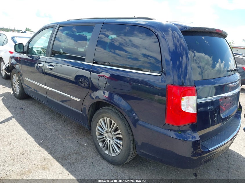 2014 CHRYSLER TOWN & COUNTRY auction photo 3