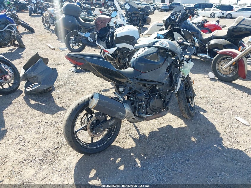 2021 Kawasaki Ex400 VIN: JKAEXKH13MDAC2284 Lot: 45385213