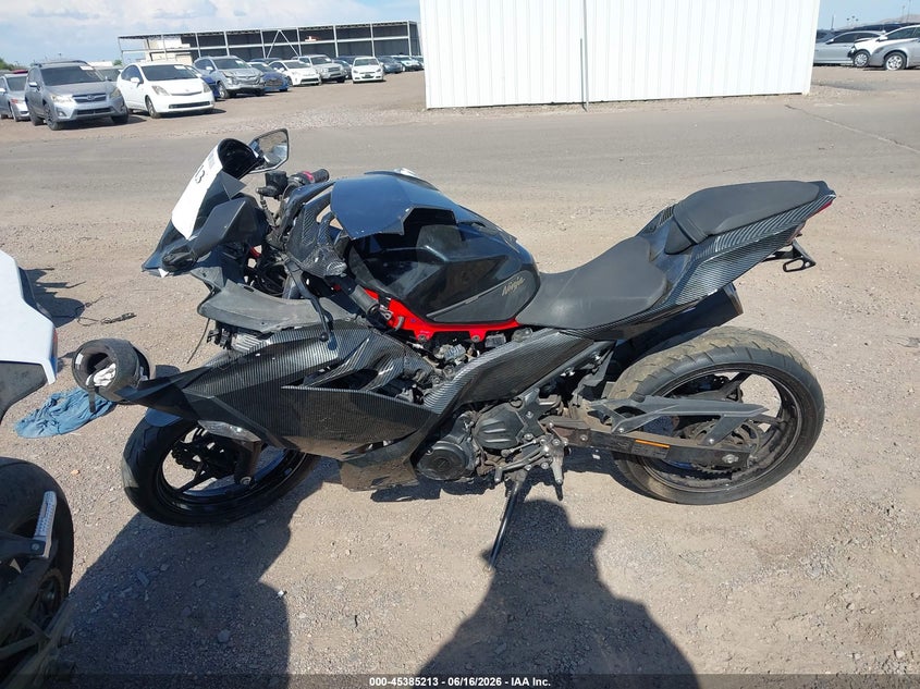 2021 Kawasaki Ex400 VIN: JKAEXKH13MDAC2284 Lot: 45385213