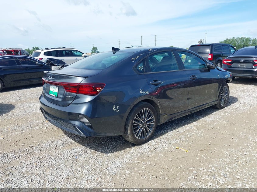 2024 KIA FORTE auction photo 4