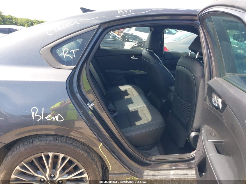 2024 KIA FORTE auction photo 8