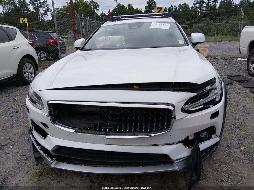 2025 Volvo V90 Cross Country Ultra, B6 Awd Gas (Mild Hybrid) VIN: YV4062NL1S1199521 Lot: 45385380