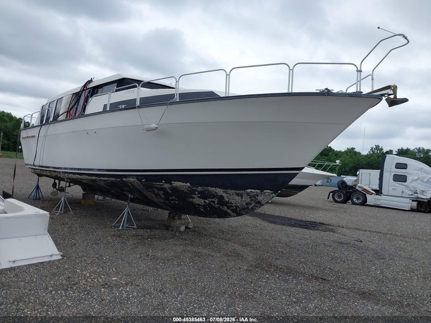 1989 Mainship 41' 3"