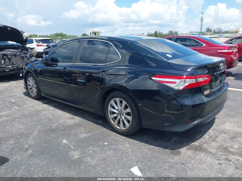2018 TOYOTA CAMRY auction photo 3
