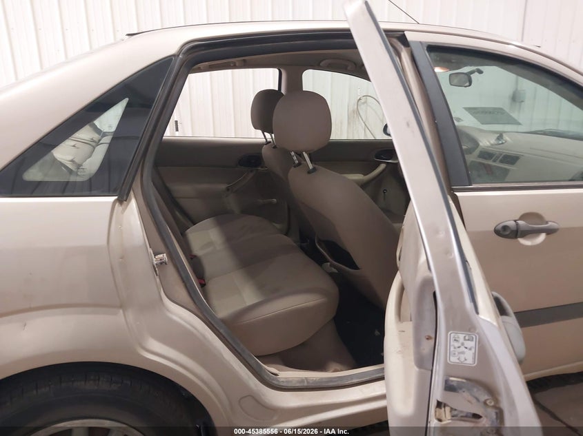 2006 FORD FOCUS auction photo 8