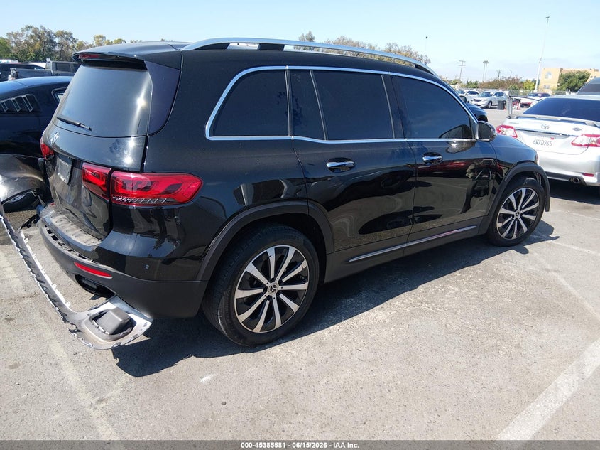 2020 MERCEDES-BENZ GLB 250 — Фото 4