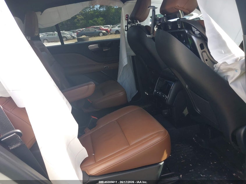 2023 LINCOLN AVIATOR auction photo 8