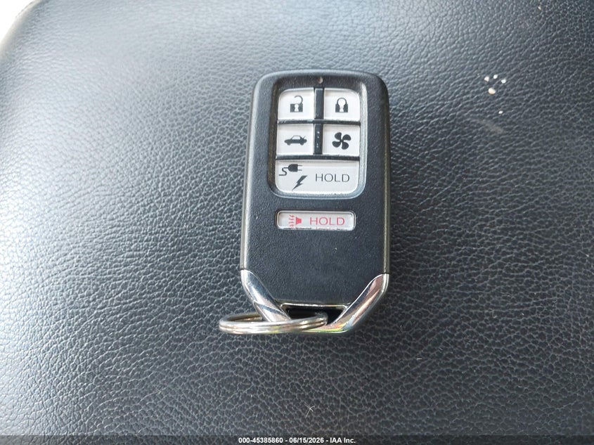 2018 Honda Clarity Plug-In Hybrid Touring VIN: JHMZC5F33JC015717 Lot: 45385860