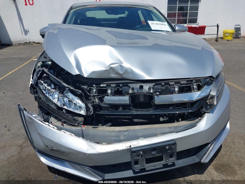 2018 Honda Clarity Plug-In Hybrid Touring VIN: JHMZC5F33JC015717 Lot: 45385860