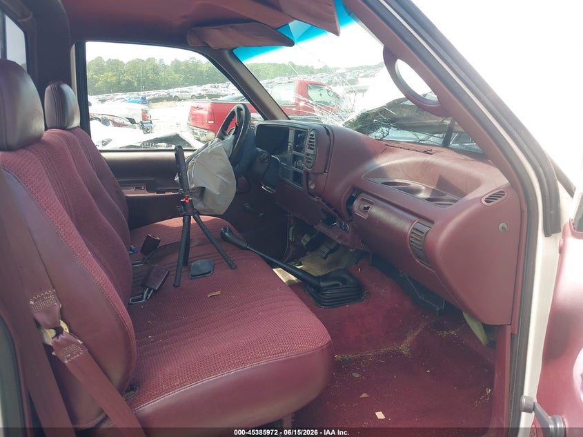 1995 GMC SIERRA auction photo 5
