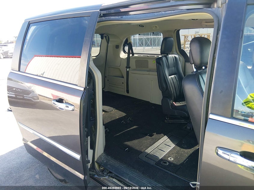 2016 Chrysler Town & Country Touring VIN: 2C4RC1BG2GR194058 Lot: 45385985