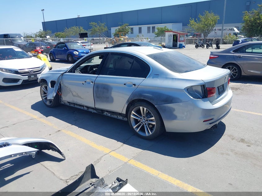 Vin: wba8e1c33ha029690, lot: 45884013, bmw 330e iperformance 20173