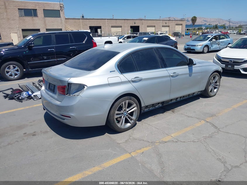 Vin: wba8e1c33ha029690, lot: 45884013, bmw 330e iperformance 20174