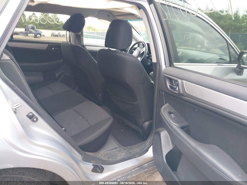 2016 SUBARU OUTBACK auction photo 8