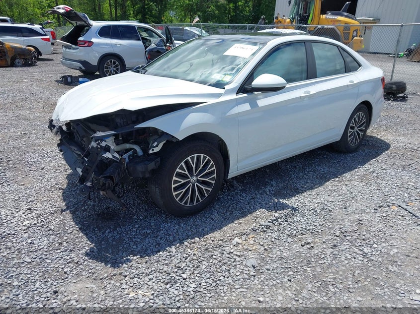 2019 VOLKSWAGEN JETTA auction photo 2