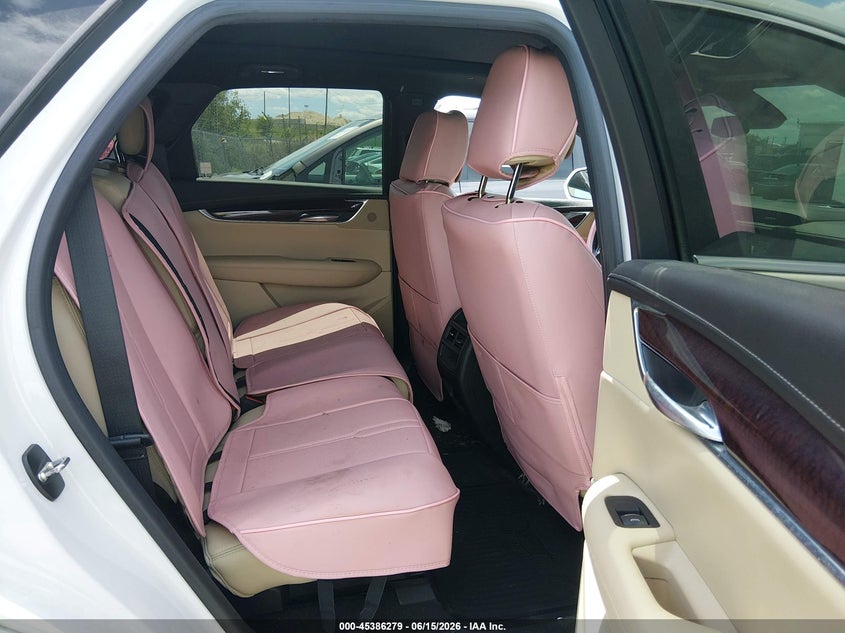 CADILLAC XT5 - zdjęcie 8