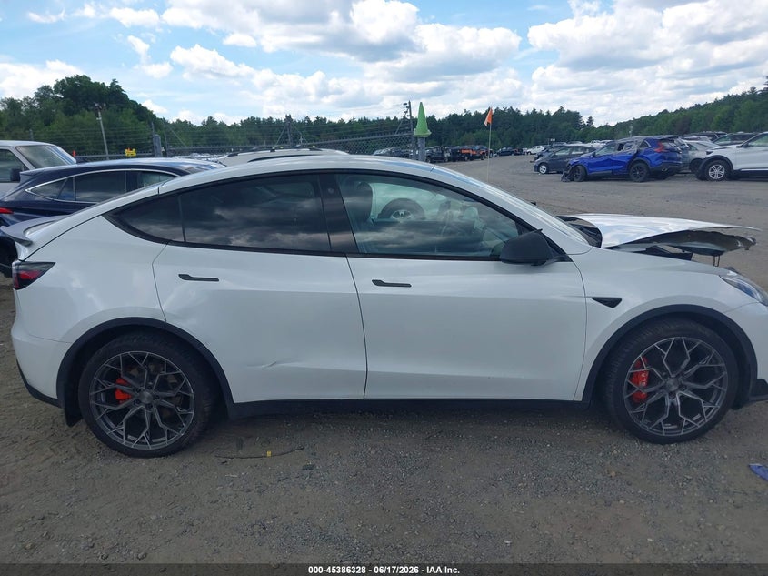 2020 Tesla Model Y Long Range Dual Motor All-Wheel Drive VIN: 5YJYGDEE5LF032233 Lot: 45386328