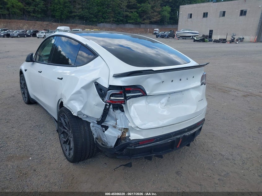 2020 Tesla Model Y Long Range Dual Motor All-Wheel Drive VIN: 5YJYGDEE5LF032233 Lot: 45386328