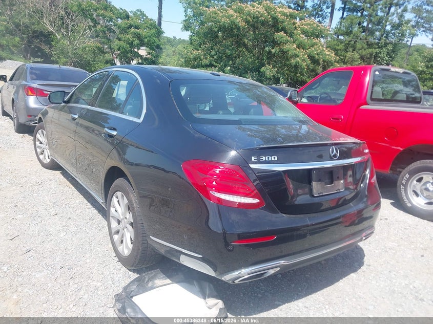 2017 MERCEDES-BENZ E 300 auction photo 3