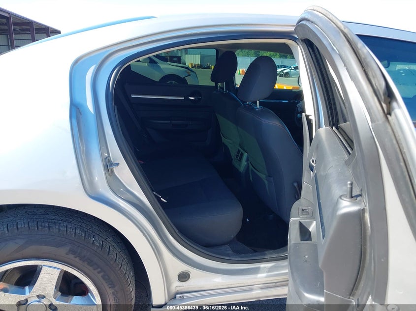 2010 DODGE CHARGER auction photo 8