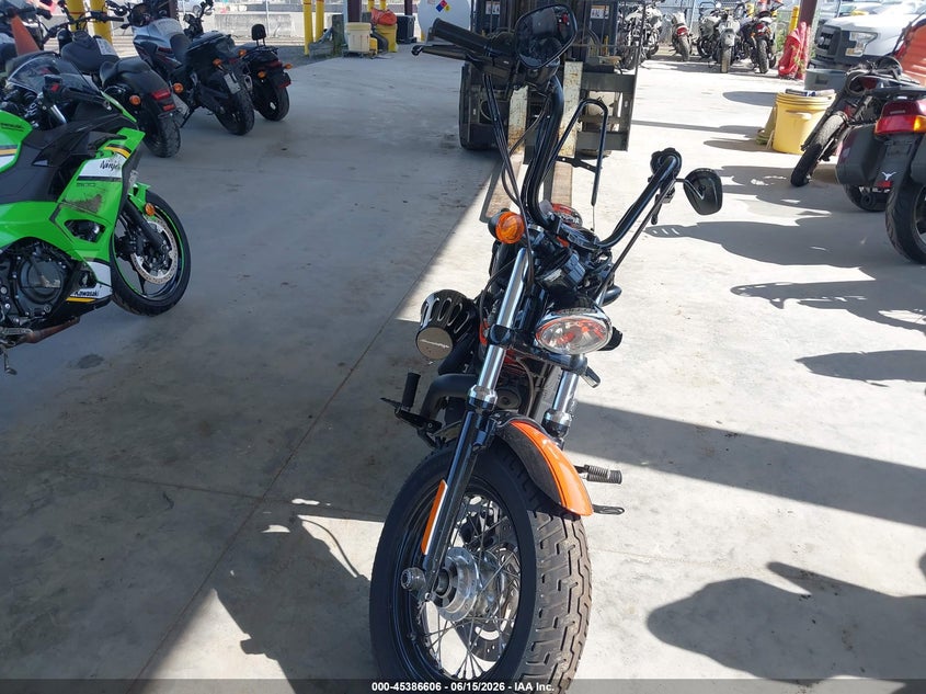 2011 HARLEY-DAVIDSON XL1200 auction photo 5