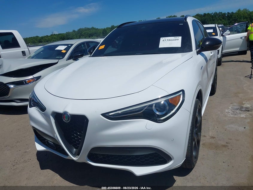 2023 Alfa Romeo Stelvio Veloce Awd VIN: ZASPAKBN3P7D66298 Lot: 45386609