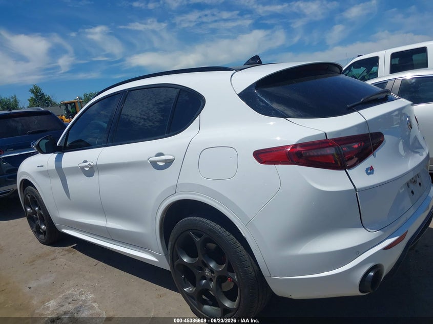 2023 Alfa Romeo Stelvio Veloce Awd VIN: ZASPAKBN3P7D66298 Lot: 45386609