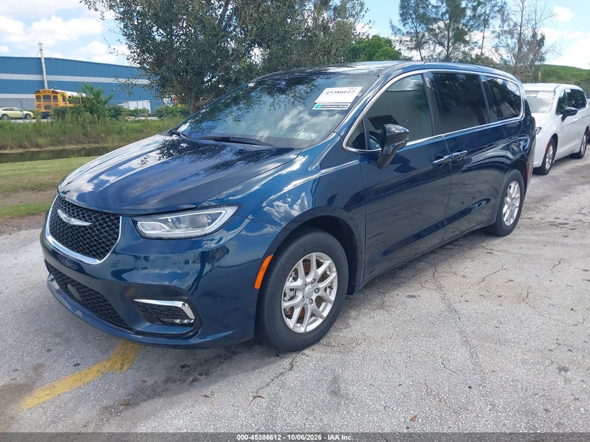Vin: 2c4rc1bg6sr600903, lot: 45884607, chrysler pacifica select 20252