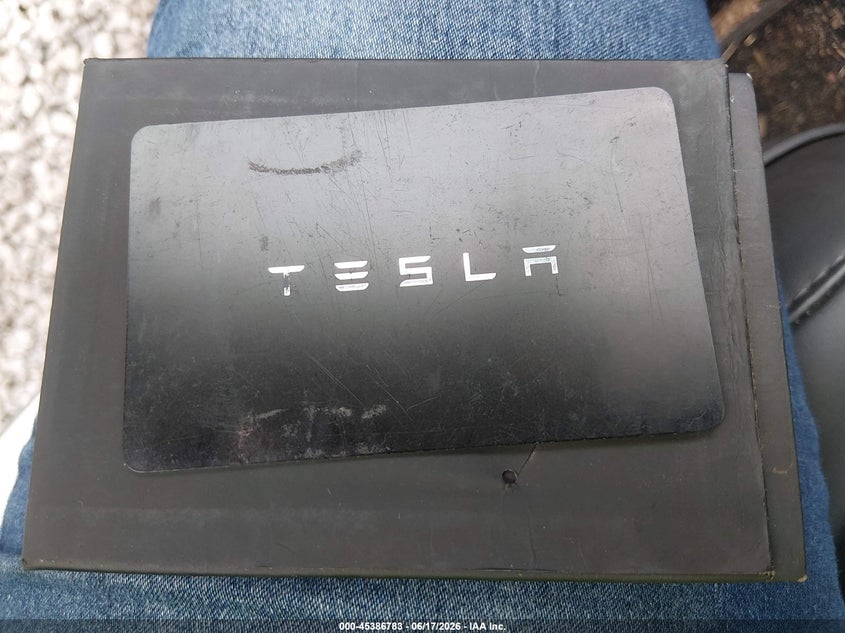 2024 Tesla Model Y Performance Dual Motor All-Wheel Drive VIN: 7SAYGDEF7RF034389 Lot: 45386783