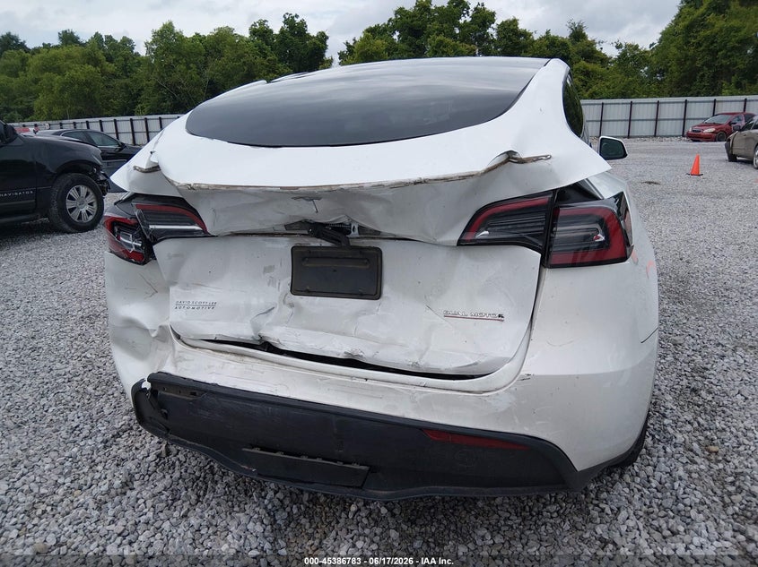 2024 Tesla Model Y Performance Dual Motor All-Wheel Drive VIN: 7SAYGDEF7RF034389 Lot: 45386783