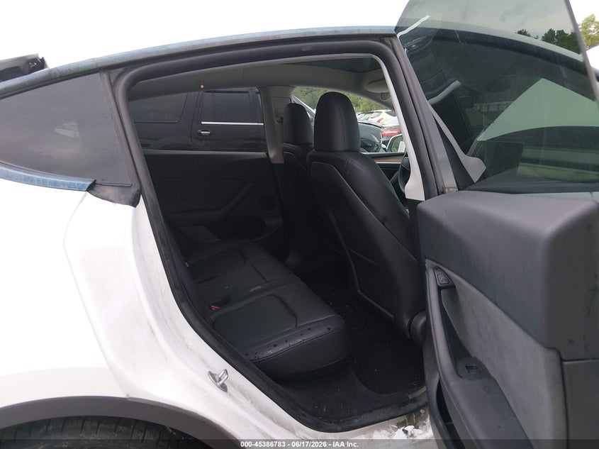 2024 Tesla Model Y Performance Dual Motor All-Wheel Drive VIN: 7SAYGDEF7RF034389 Lot: 45386783