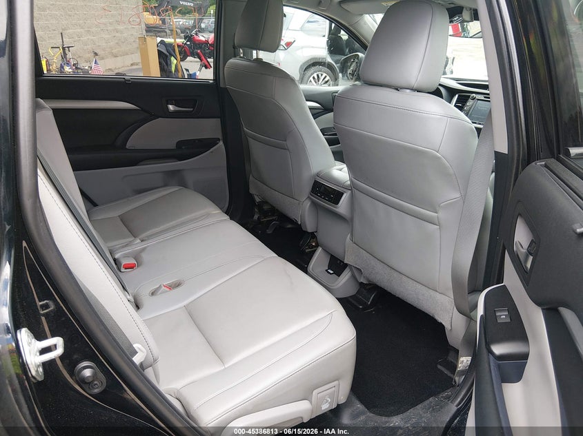 TOYOTA HIGHLANDER 2019 VIN 5TDJZRFH0KS588574