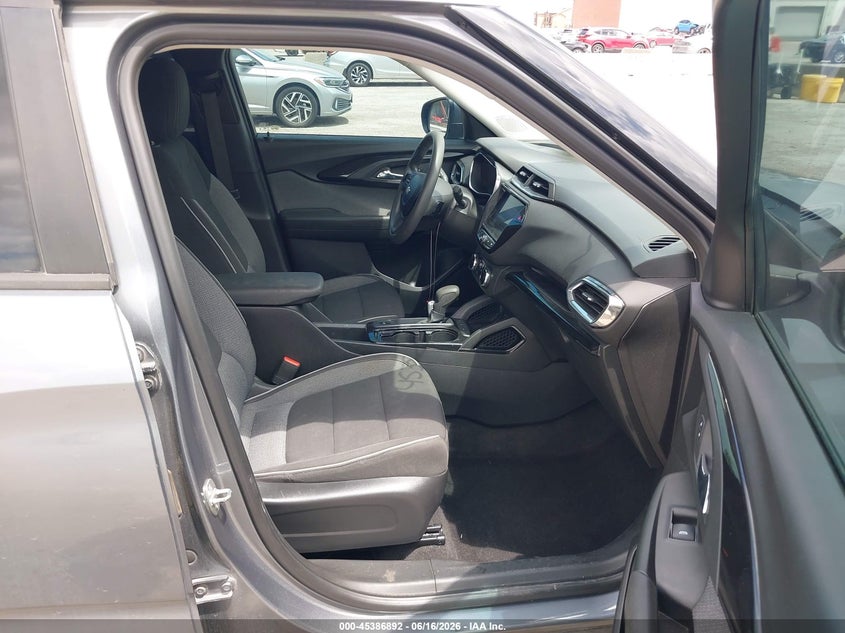 VIN KL79MPS26MB018433 2021 CHEVROLET TRAILBLAZER FWD LT