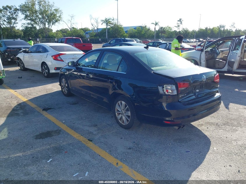 2016 VOLKSWAGEN JETTA auction photo 3