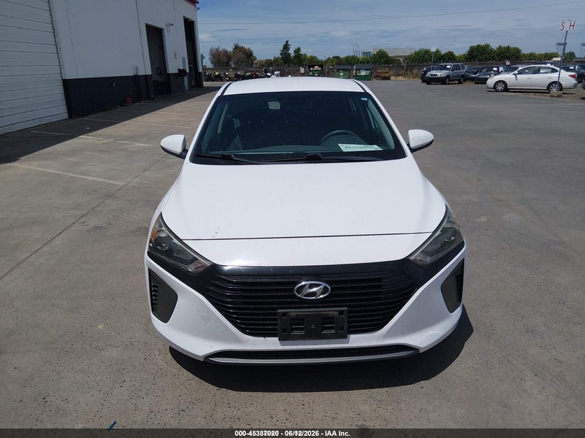 2019 HYUNDAI IONIQ HYBRID auction photo 6