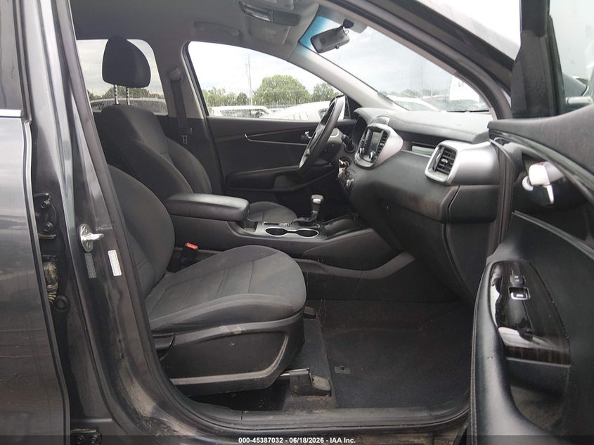 2020 KIA SORENTO auction photo 5