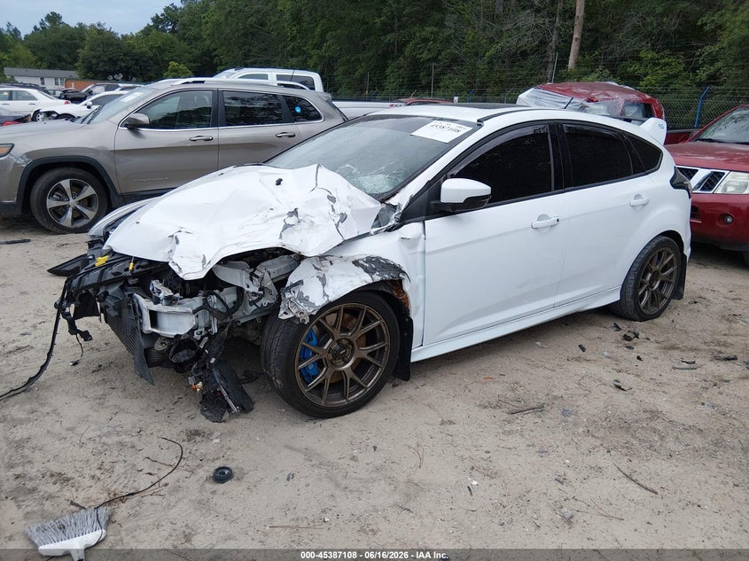 2017 FORD FOCUS RS auction photo 2