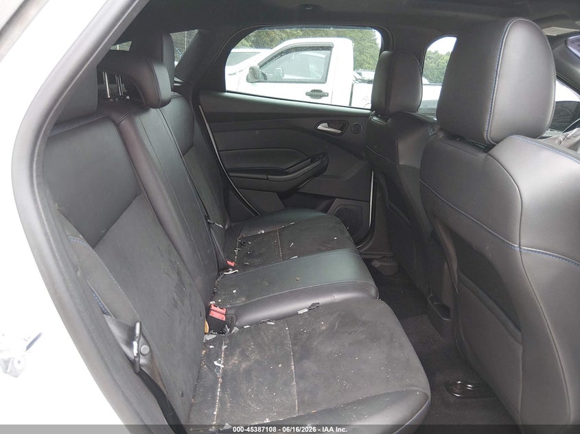 2017 FORD FOCUS RS auction photo 8