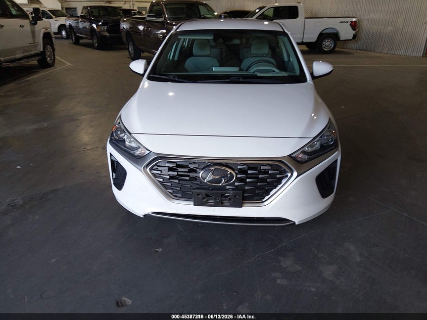 AtlanticExpress - Hyundai Ioniq Hybrid