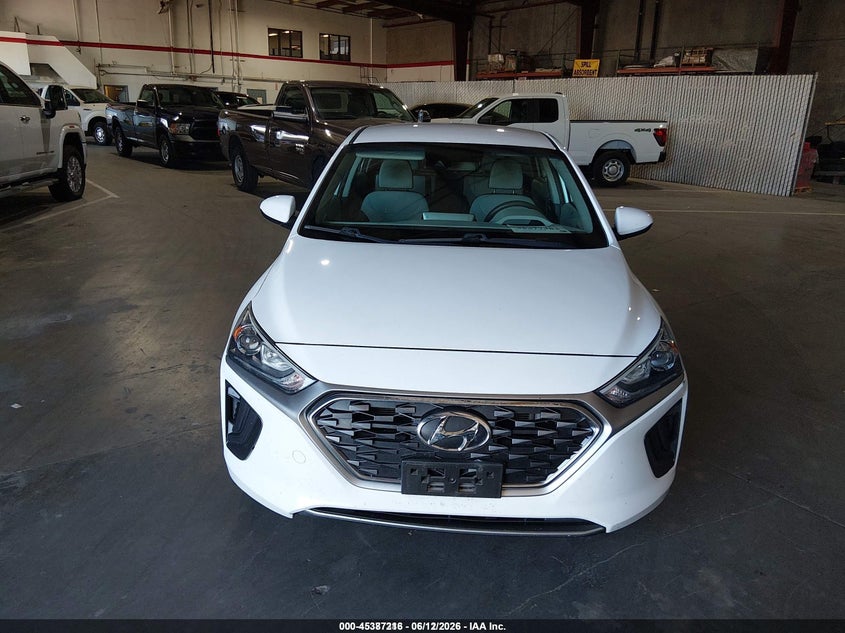 AtlanticExpress - Hyundai Ioniq Hybrid